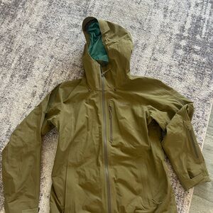 Patagonia Teal and Olive Jacket